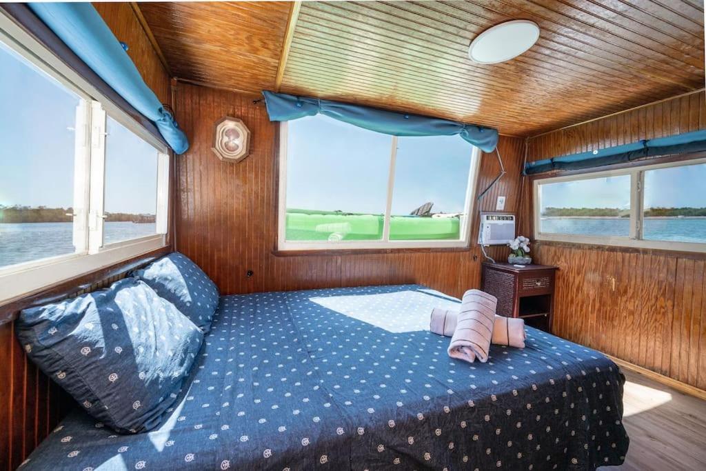 ホテル Beautiful Houseboat In キーウェスト エクステリア 写真