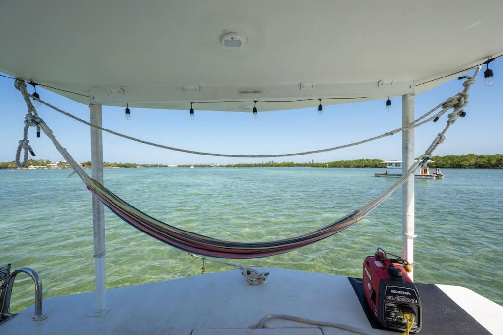 ホテル Beautiful Houseboat In キーウェスト エクステリア 写真